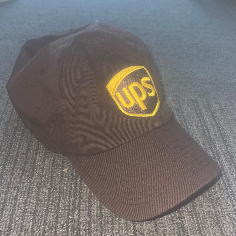 UPS hat